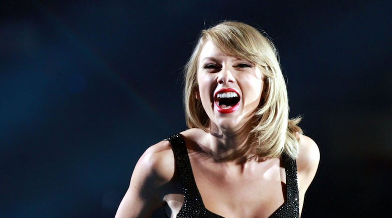 We're having fun, right? Photo: Robb D. Cohen/www.RobbsPhotos.com.