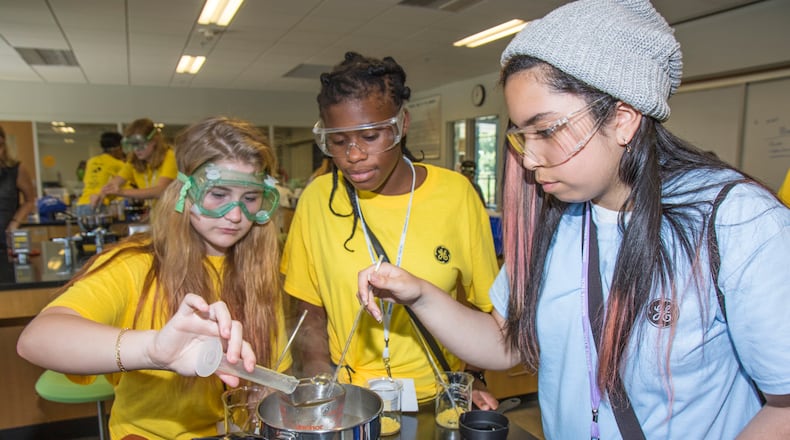 GE Atlanta and Georgia Tech are teaming up to provide middle school girls with a week-long workshop focused on science, technology, engineering and math (STEM). Beginning Monday, June 26, the GE Girls @ Georgia Tech program will provide an opportunity for 28 middle school girls to discover career paths in STEM fields and learn more about STEM disciplines through hands-on activities in design, electronics, biology, chemistry, structures, and energy.