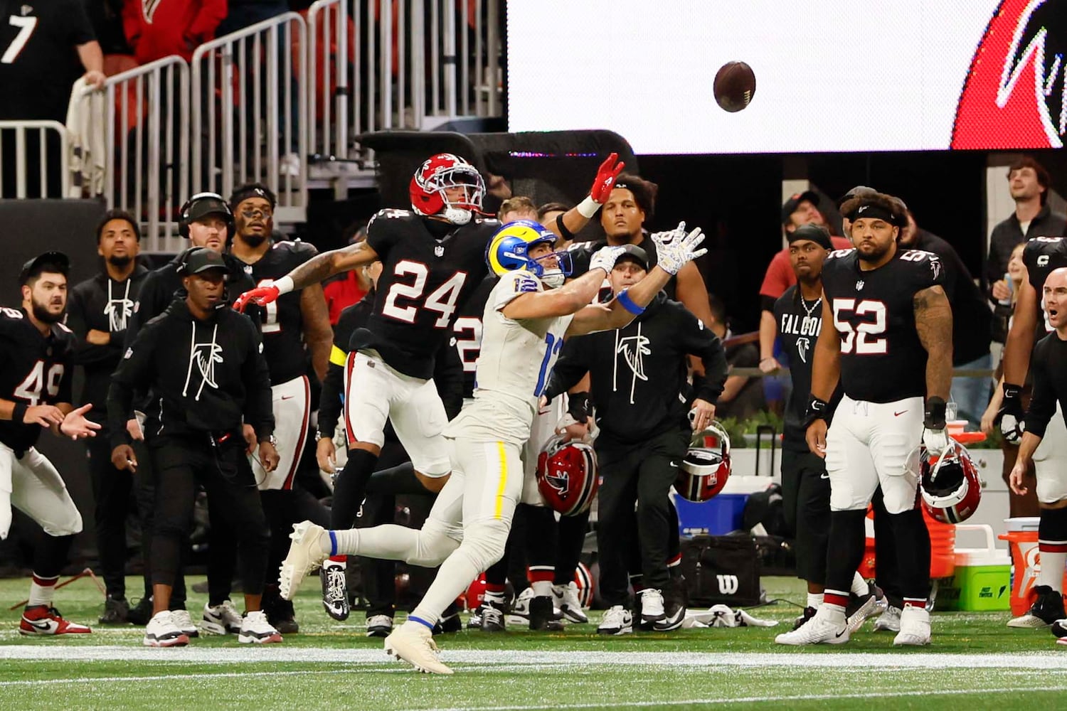 Atlanta Falcons vs Los Angeles Rams