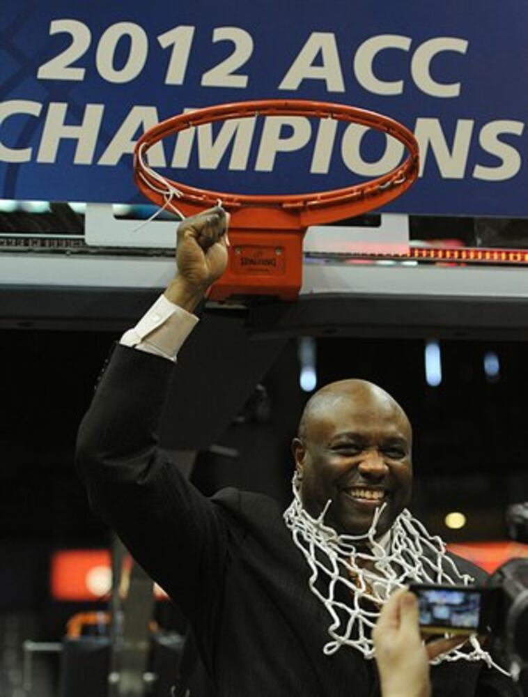 NCAA college basketball tournament 2012