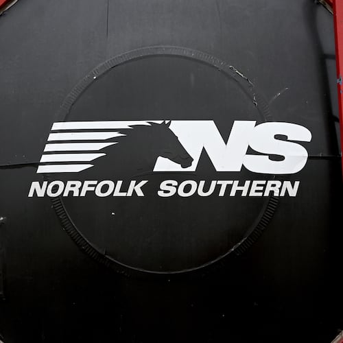 A man, identified as a contractor for Norfolk Southern, was fatally shot Monday night at one of the company’s facilities in Austell, officials say. (Hyosub Shin/AJC)