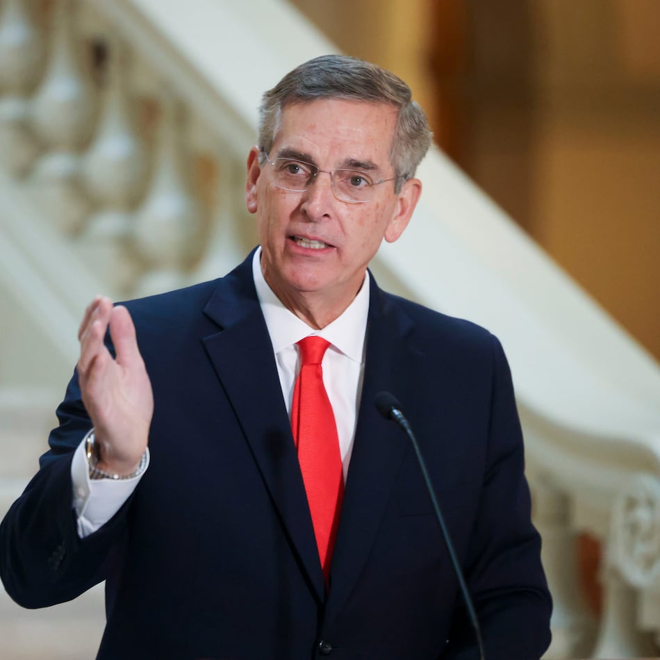 Secretary of State Brad Raffensperger is the latest Georgia politician to challenge the state's campaign finance laws. He says the laws give rival Lt. Gov. Burt Jones an illegal advantage as they campaign for the Republican nomination for governor. (Jason Getz/AJC).