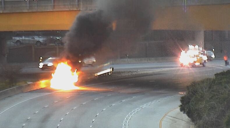 Atlanta firefighters quickly put out the blaze, and there doesn’t appear to be any damage to the 17th Street bridge, the Traffic Center reported.