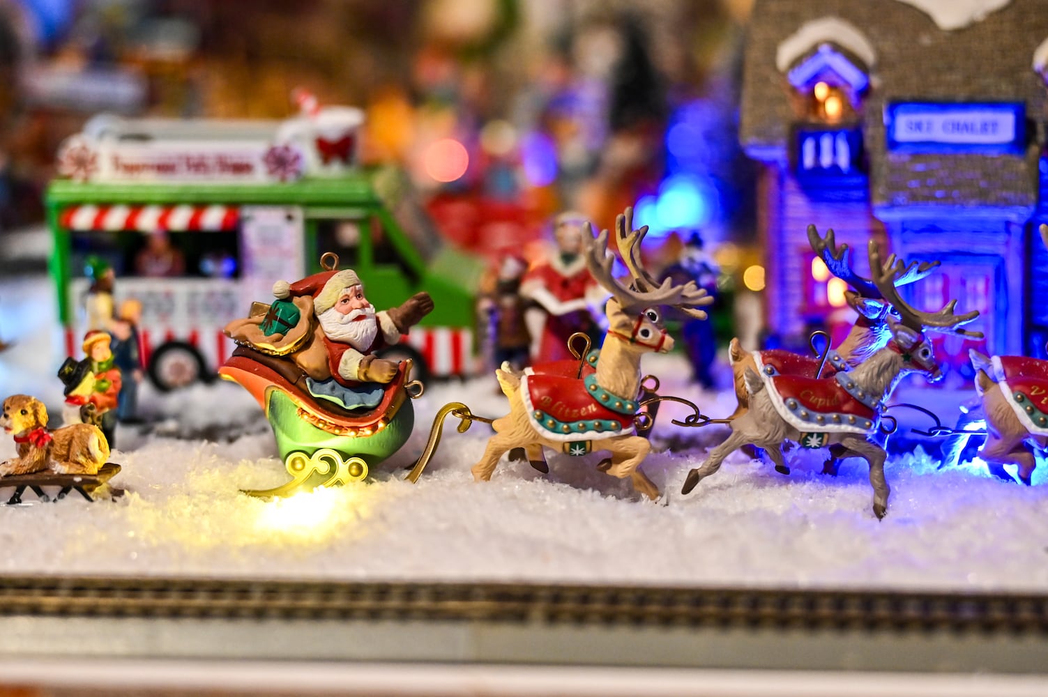 Savannah Christmas Train Villages