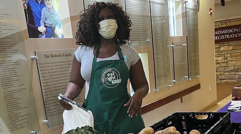 Eat Right Atlanta works with local farms to distribute fresh produce through farmers markets in hospitals across metro Atlanta. The co-op also offers online ordering and delivers food up to 60 miles outside of Atlanta. (Courtesy of Eat Right Atlanta)