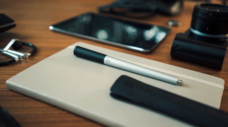 It looks like a pen, it s the size of a pen, but the InstruMMent 01 is way more than a pen. (Handout/TNS)