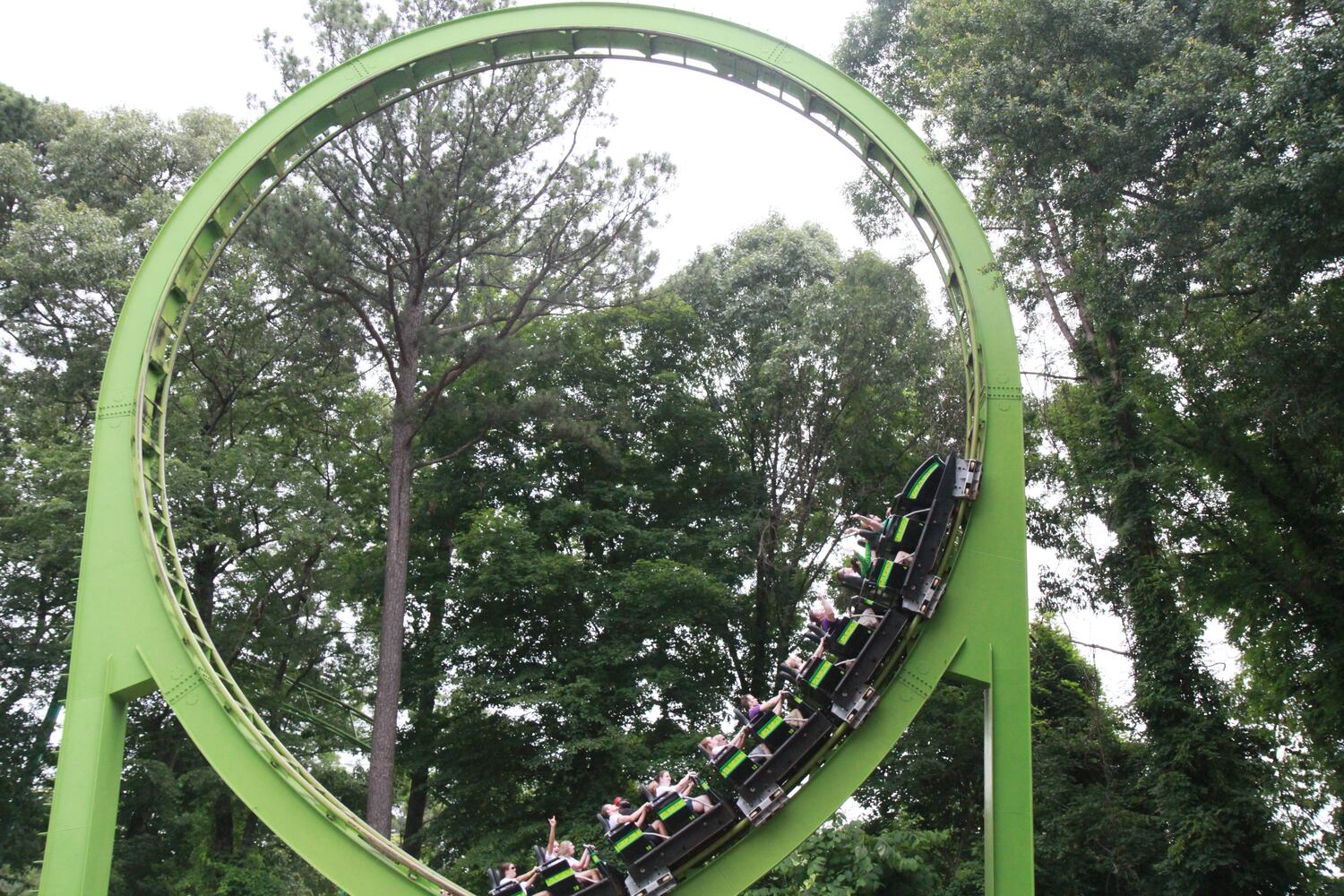 Six Flags Coasterthon on the Mind Bender