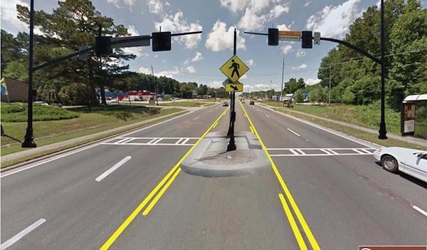 There's another special HAWK light that activates when Trae Young passes through.