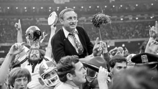 DN90-UGA-Vince Dooley
