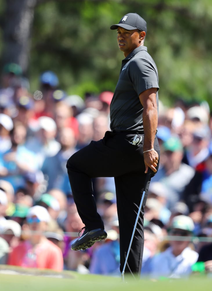 Photos: Tiger Woods at the Masters Thursday
