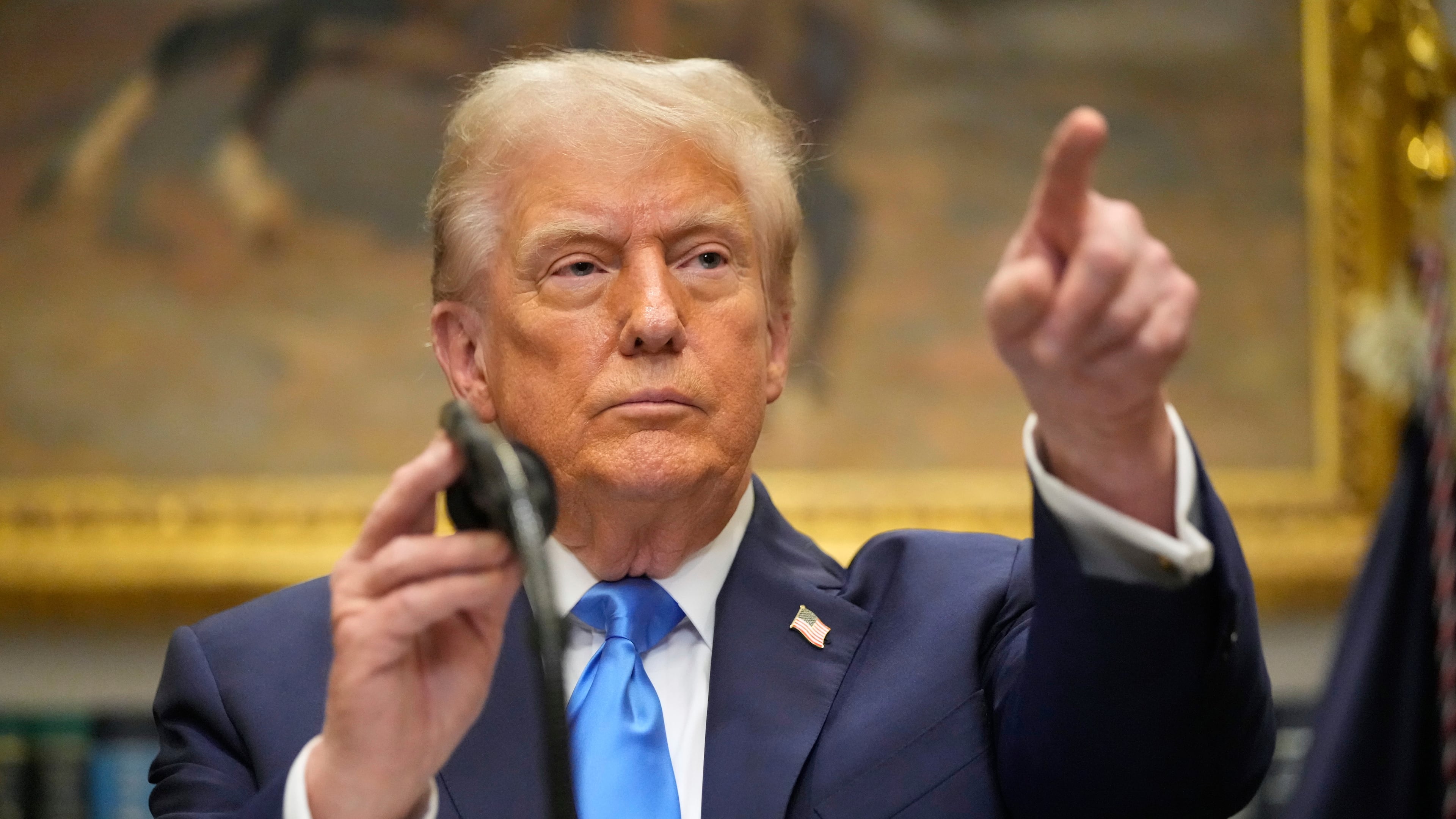 President Donald Trump speaks in the Roosevelt Room of the White House, Monday, Sept. 22, 2025, in Washington. (AP Photo/Mark Schiefelbein)