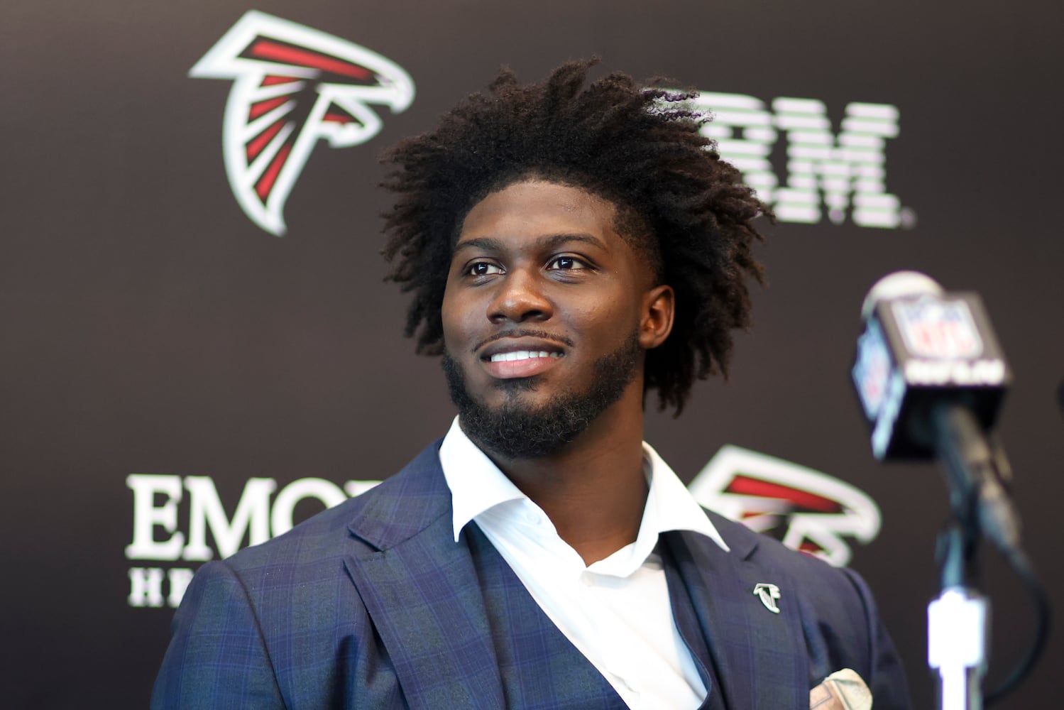 042625 falcons photos