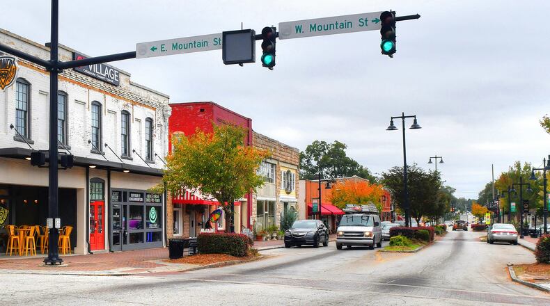 New businesses in historic Stone Mountain Village are part of a revitalization in the community. Pictured is the intersection of Mountain and Main streets. (Chris Hunt for The Atlanta Journal-Constitution)