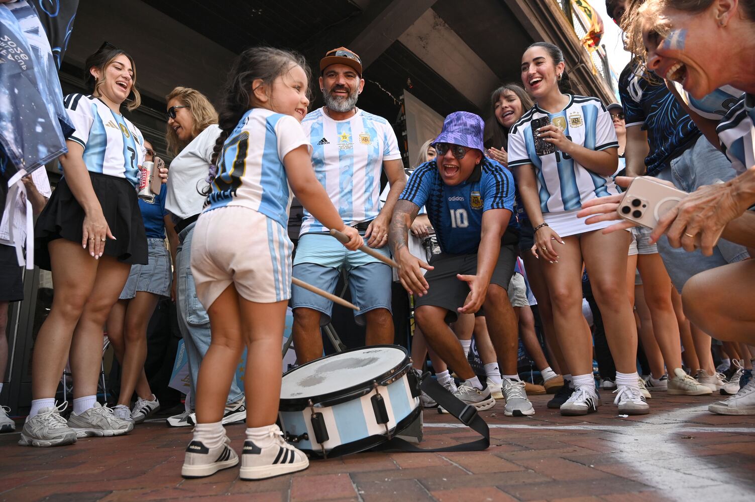 Word Cup Fans : Argentina vs England