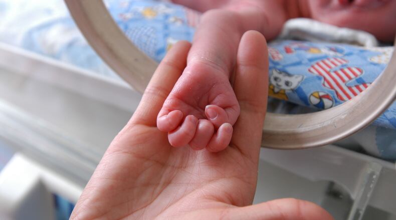 A California mother with cancer died after delivering twins. (Photo by China Photos/Getty Images)
