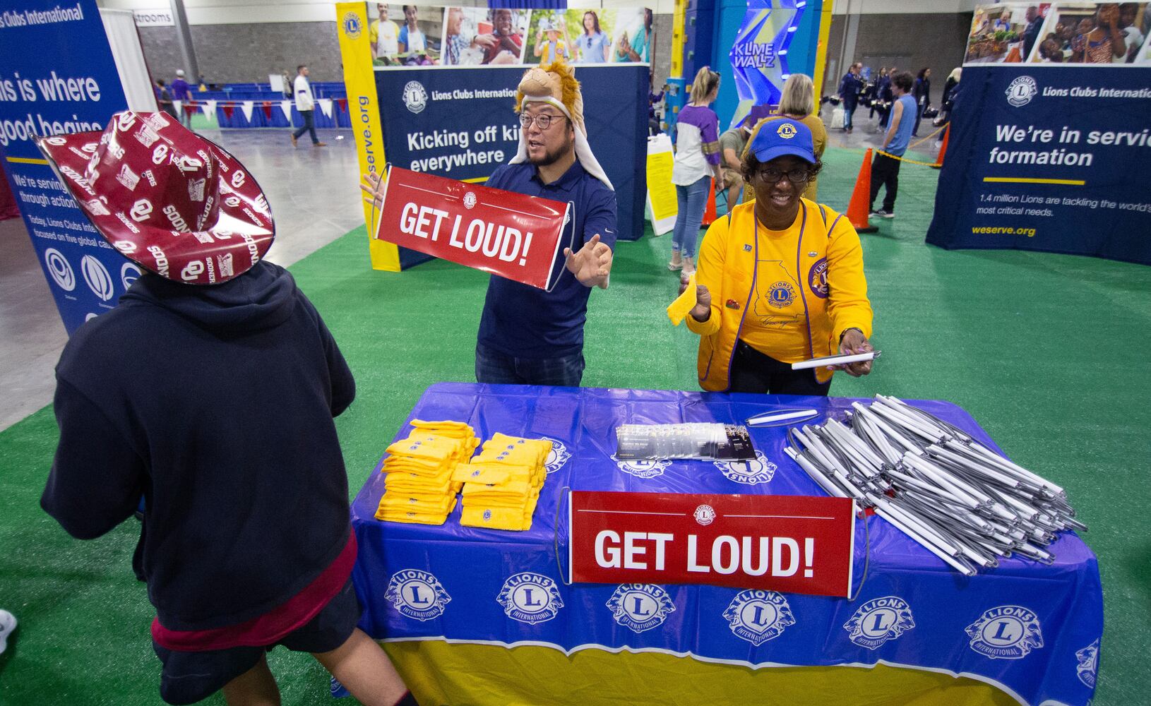 PHOTOS: 2019 Chick-fil-A Peach Bowl parade and fan fest