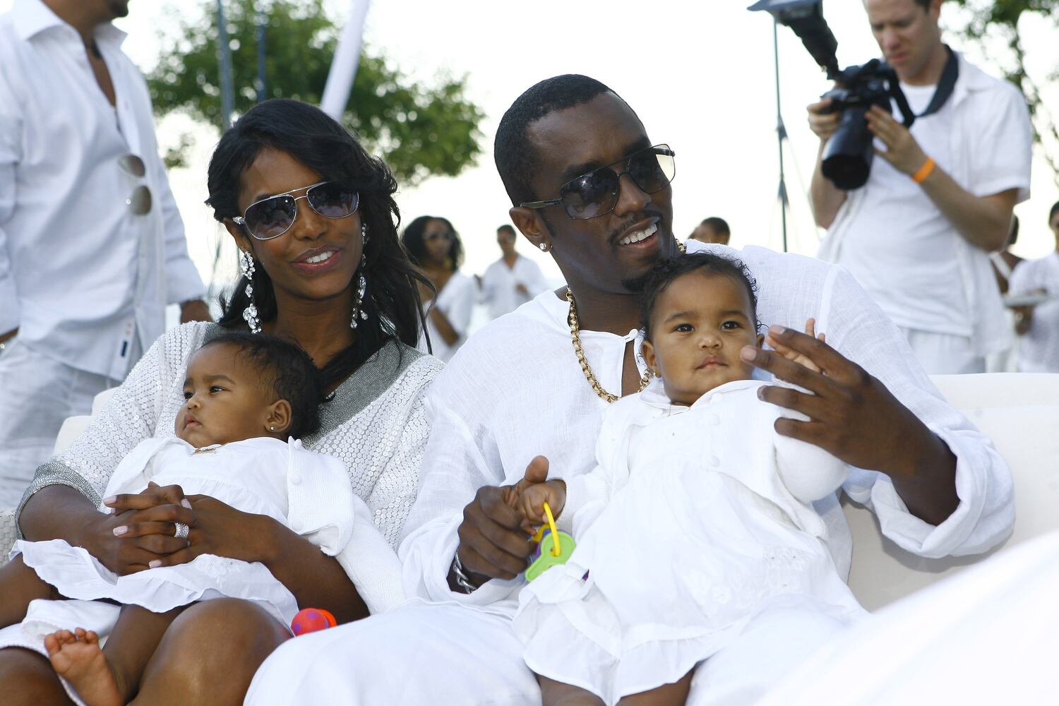 Celebrities who have twins