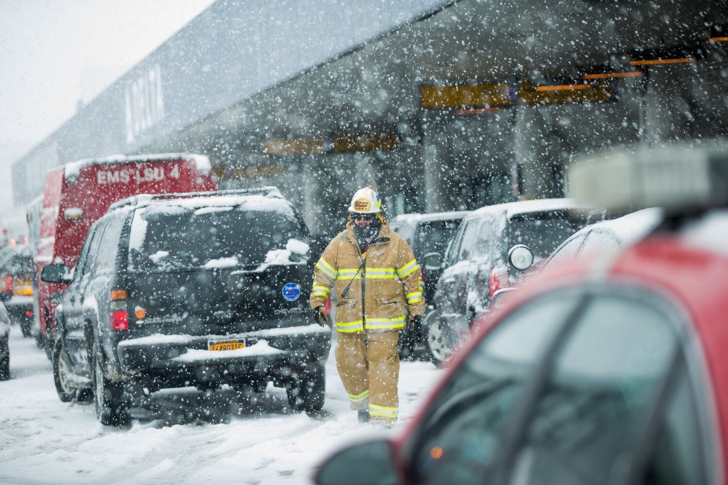LaGuardia plane crash