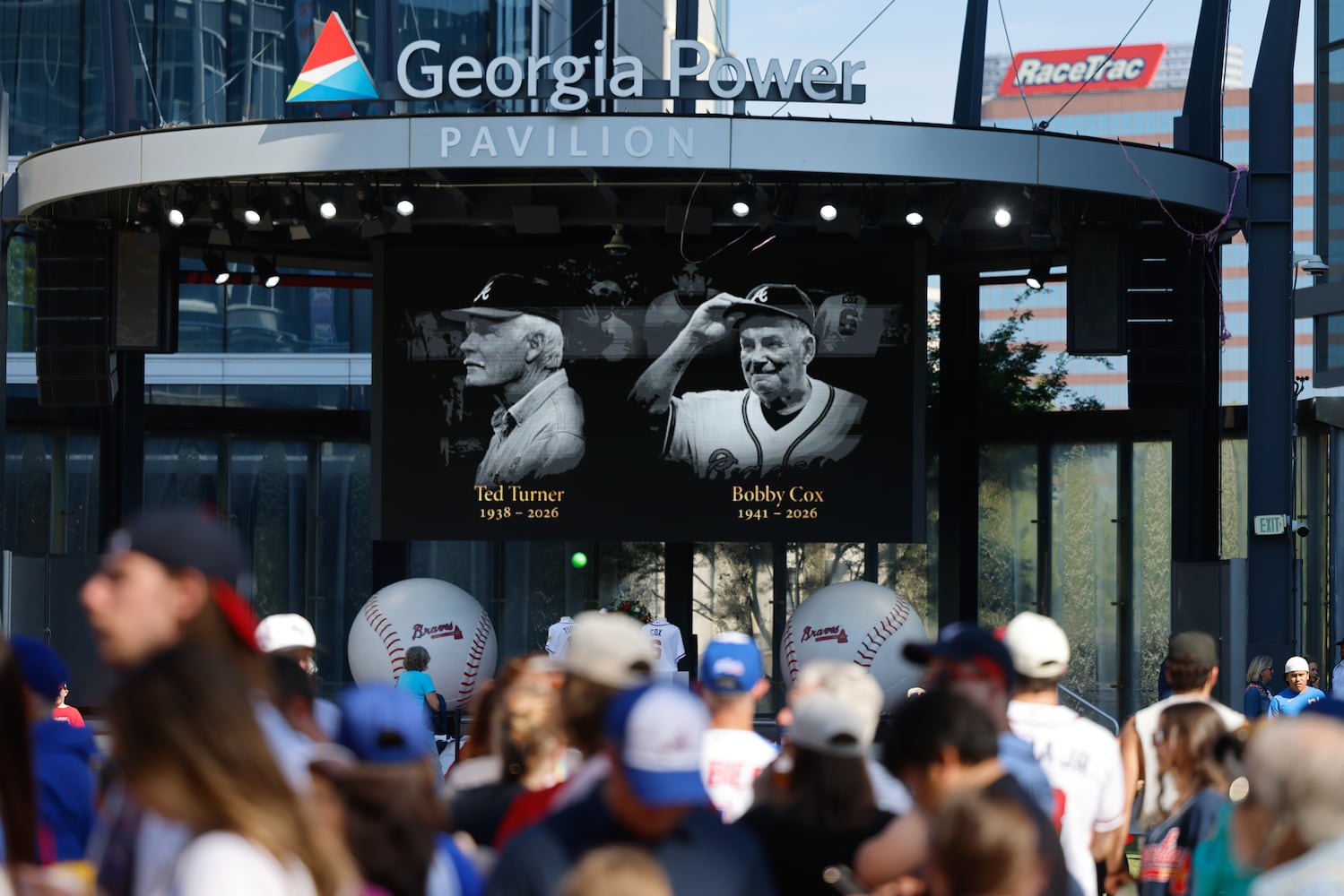 AJC Braves hedline