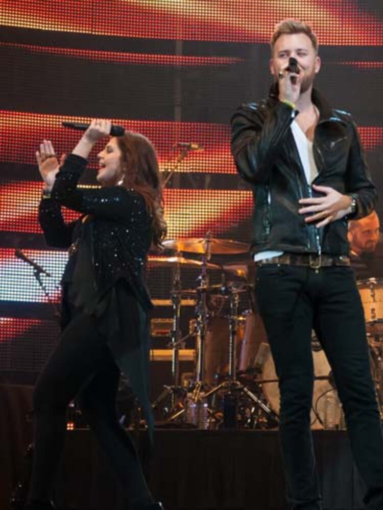 Lady Antebellum at RodeoHouston 2013