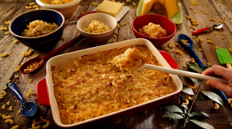 Not much beats home-made mac and cheese, especially when your kids help out. (Kirk McKoy/Los Angeles Times/TNS)