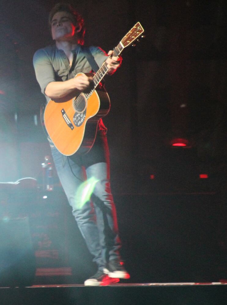 Carrie Underwood and Hunter Hayes