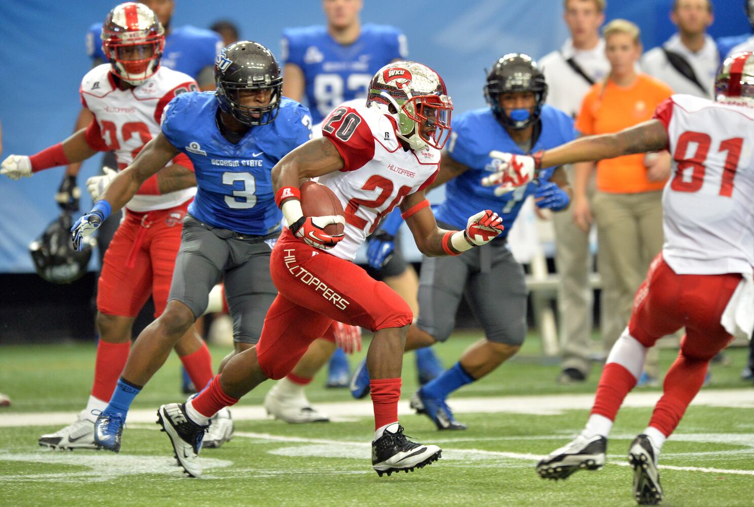 Petrino returns