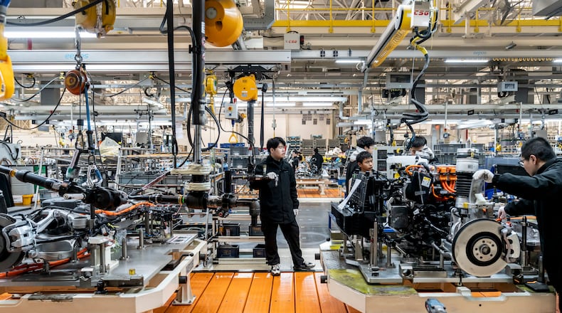 When Zeek opened its factory in Ningbo four years ago, the facility had 500 robots. Now it has 820, with more on the way. (Qilai Shen/The New York Times)