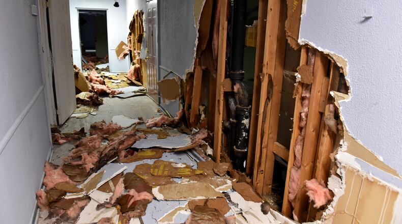 September 7, 2016 Decatur, GA: Creekside Forest Apartment Homes in Decatur has fallen into disrepair. The few residents who remain are living rent free but with no maintenance services or support. The leasing office has been closed for several months, mail is no longer delivered, windows are broken, and litter covers the ground. BRANT SANDERLIN/BSANDERLIN@AJC.COM