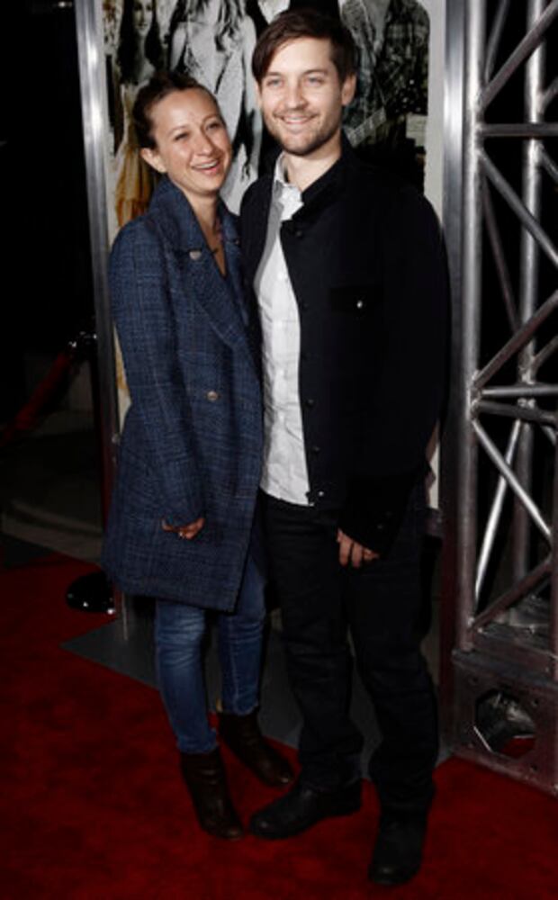 Country Strong' stars shine at premiere