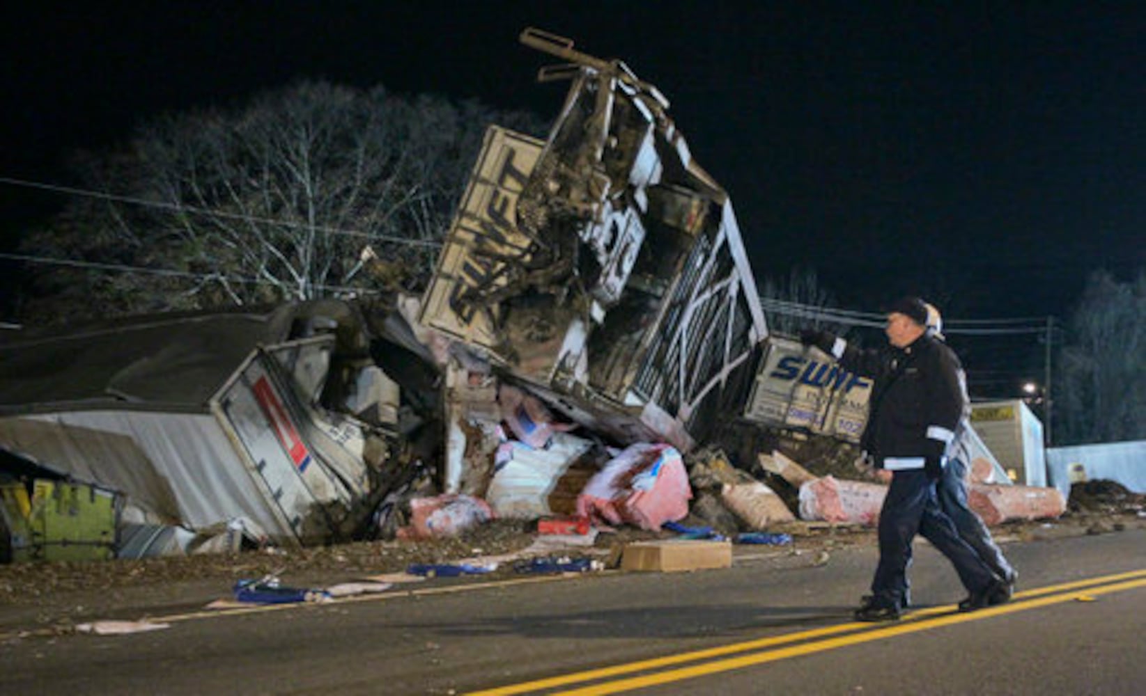 Train derails in Douglasville