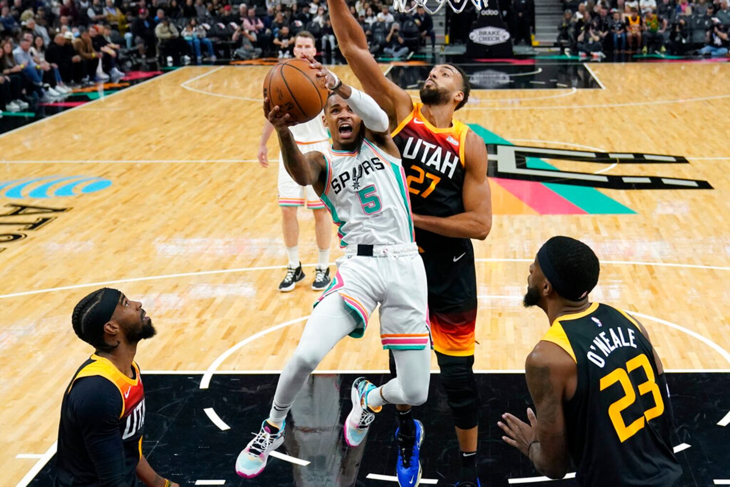 Dejounte Murray for AJC