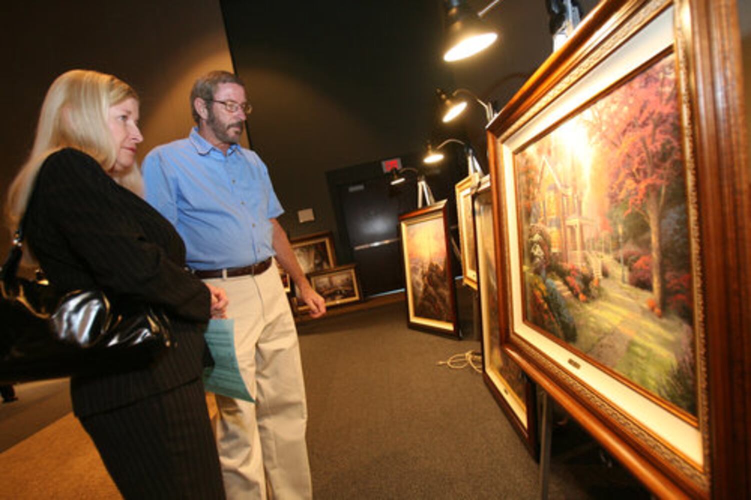 Painter Thomas Kinkade dies at 54