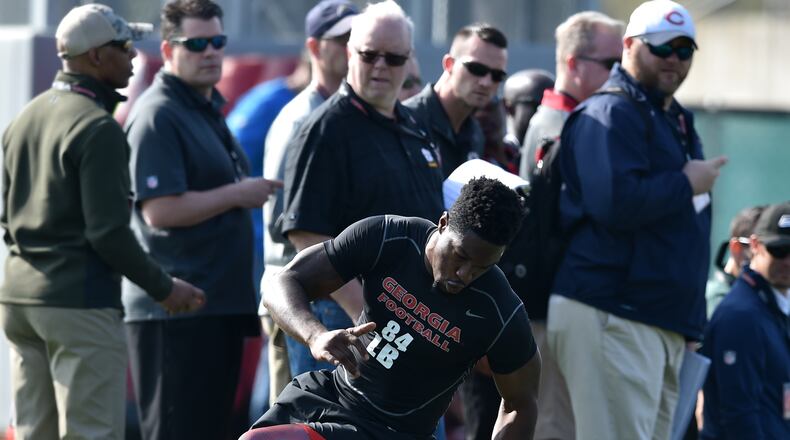 March 16, 2106 Athens, GA: Linebacker Leonard Floyd cuts around a cone during Pro Day at the University of Georgia Wednesday March 16, 2016. Players, who have wrapped up their college careers, participated in a set of predetermined skills designed to test their strength, speed and agility in hopes of impressing NFL scouts. BRANT SANDERLIN/BSANDERLIN@AJC.COM