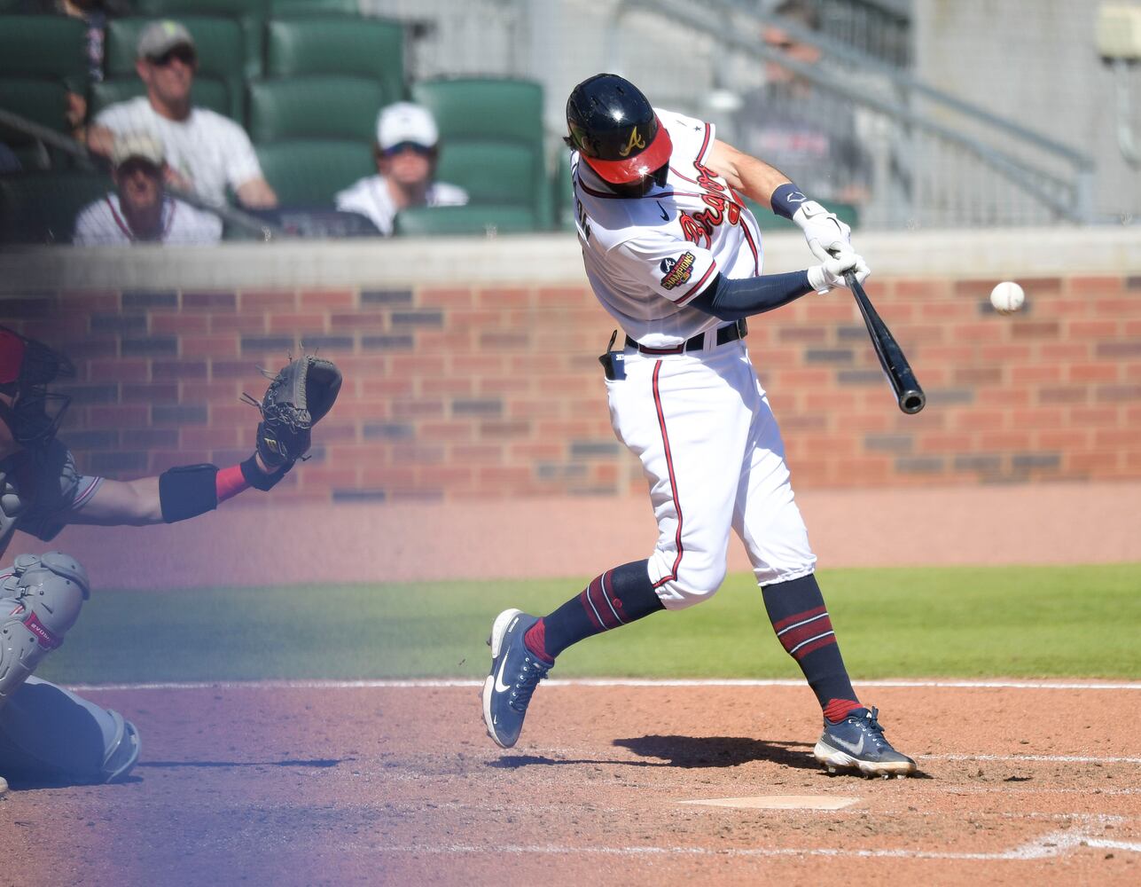 041122 BRAVES PHOTO