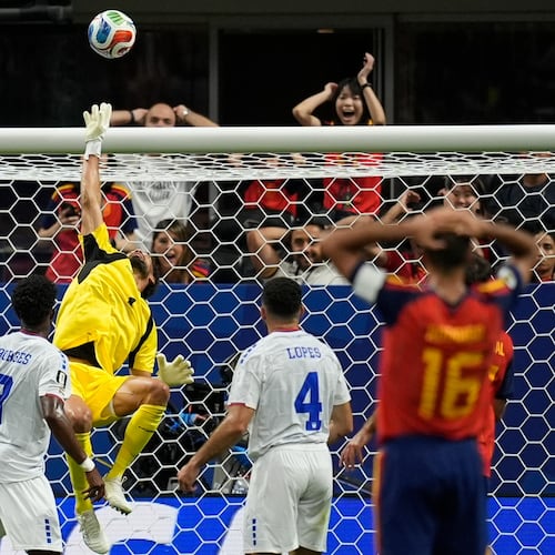 Cape Verde goalkeeper Vozinha (1) makes a save during the World Cup Group H soccer match between Spain and Cape Verde in Atlanta, Monday, June 15, 2026. (AP Photo/Mike Stewart)