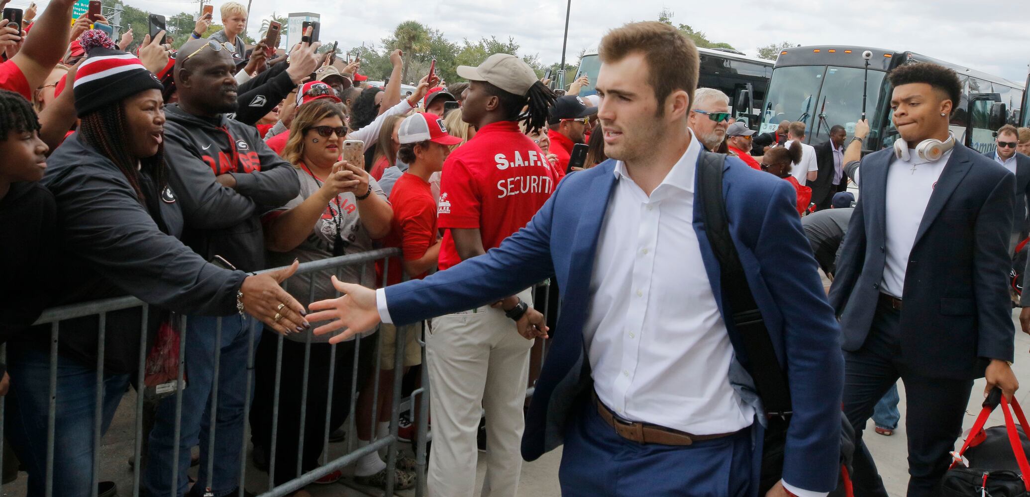 Photos: The scene at the Georgia-Florida game