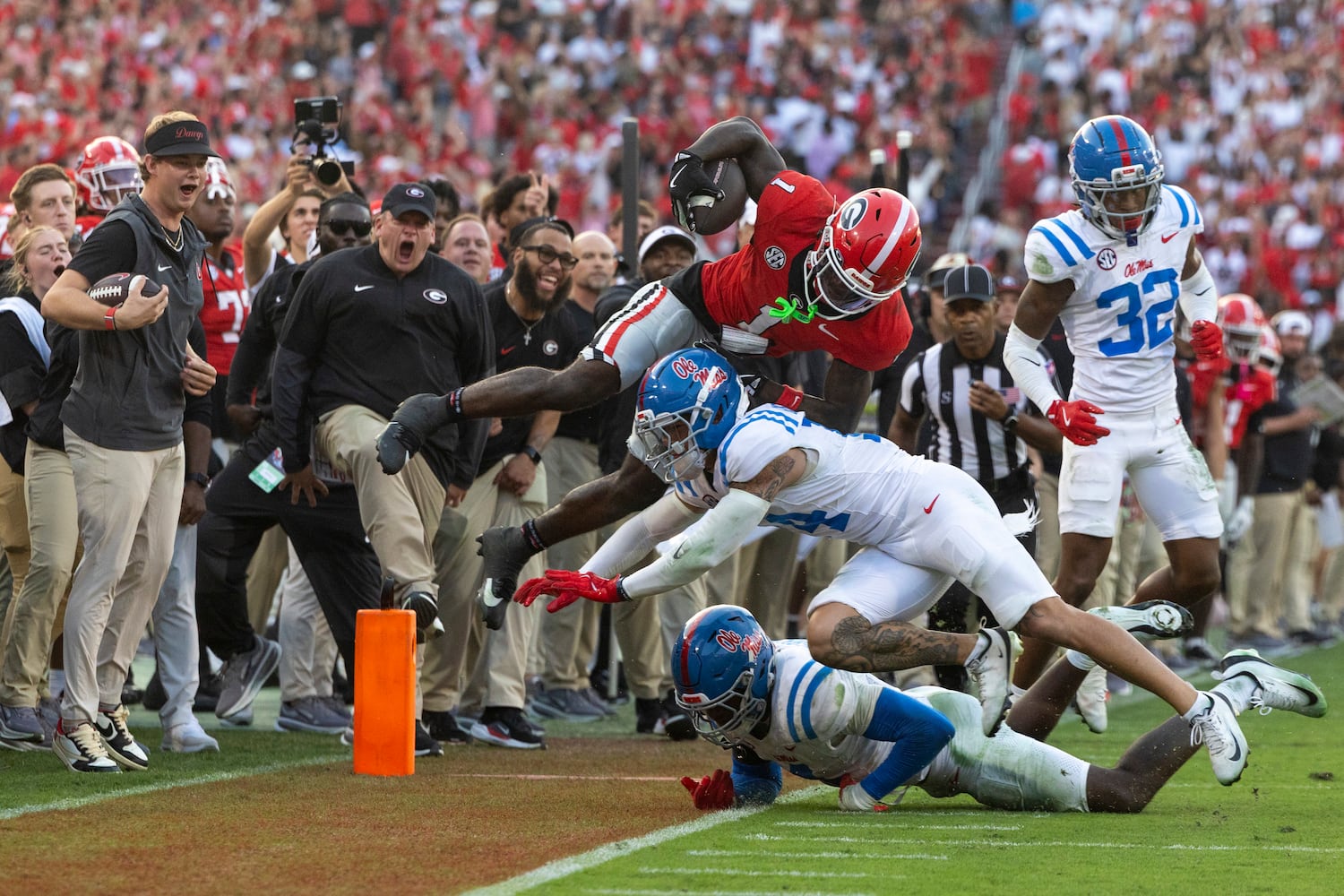 aajc 101825 uga ole miss football