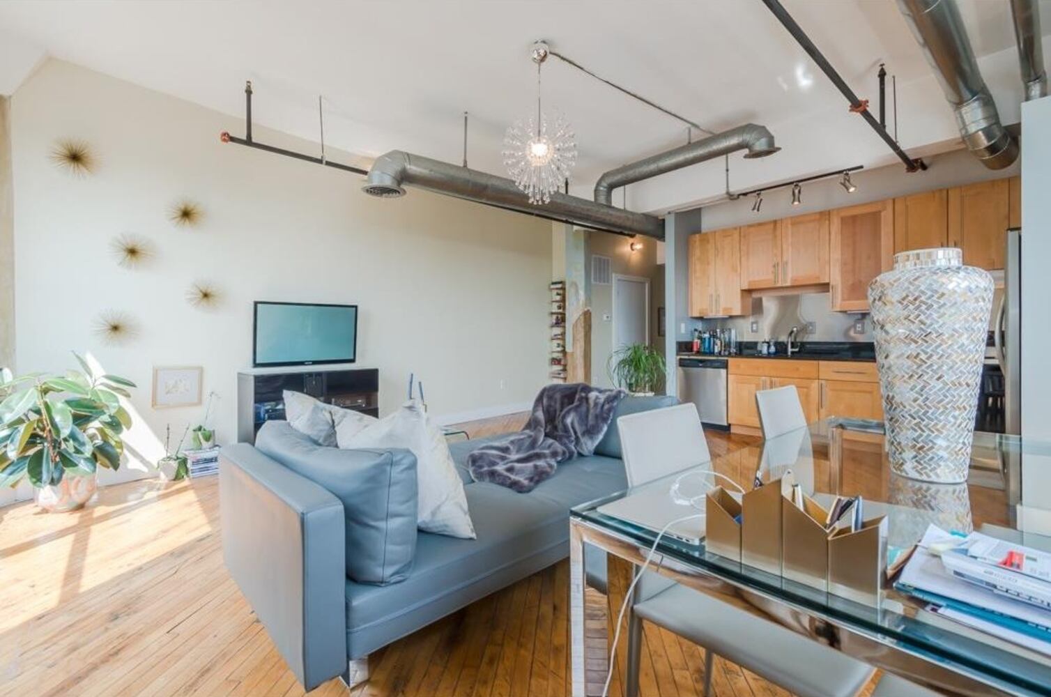 87 Peachtree St SW APT 701, Atlanta, GA 30303