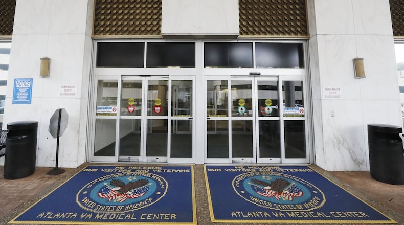 The front entrance to the Atlanta VA Medical Center, located on Clairmont Road in Decatur. Bob Andres / bandres@ajc.com
