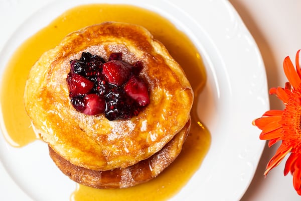Ricotta pancakes at Brasserie Lundi in Midtown. (Courtesy of Hospitality HQ)