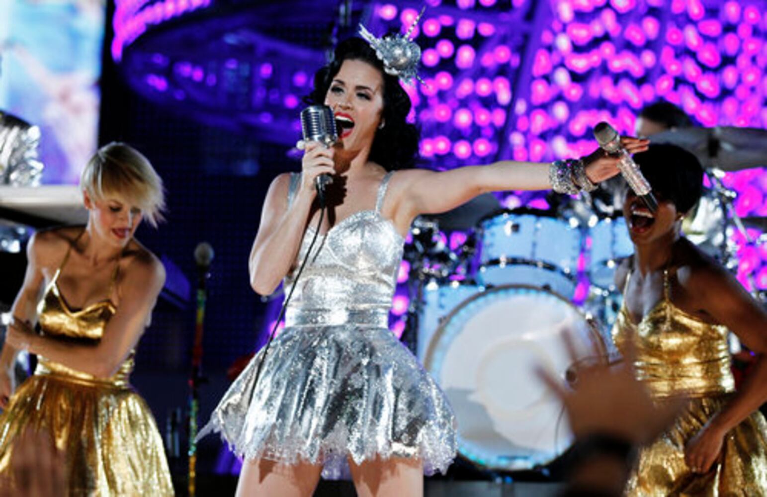 Katy Perry leads prelude to Grammy concert tonight