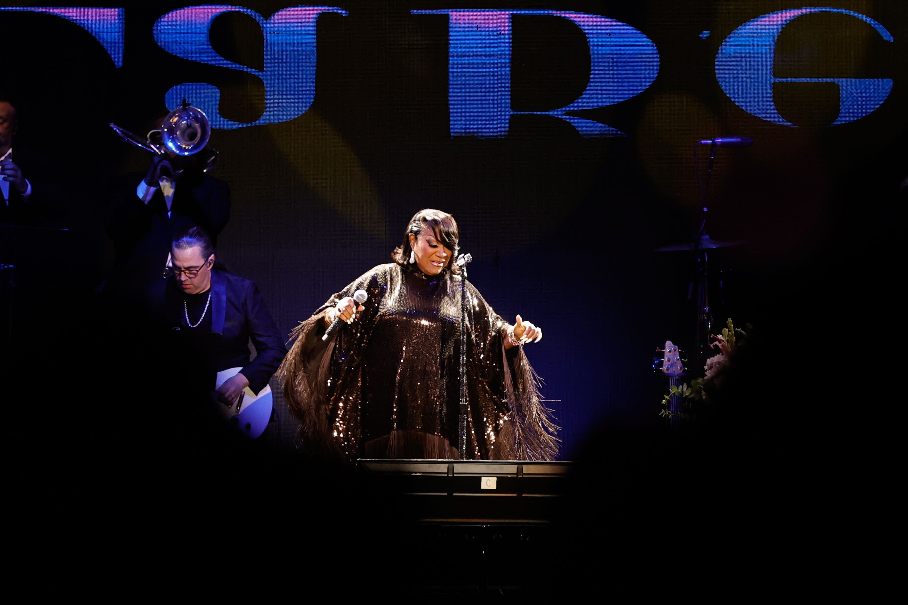 4 Queens' of music — Knight, LaBelle, Khan, Mills — grace Atlanta