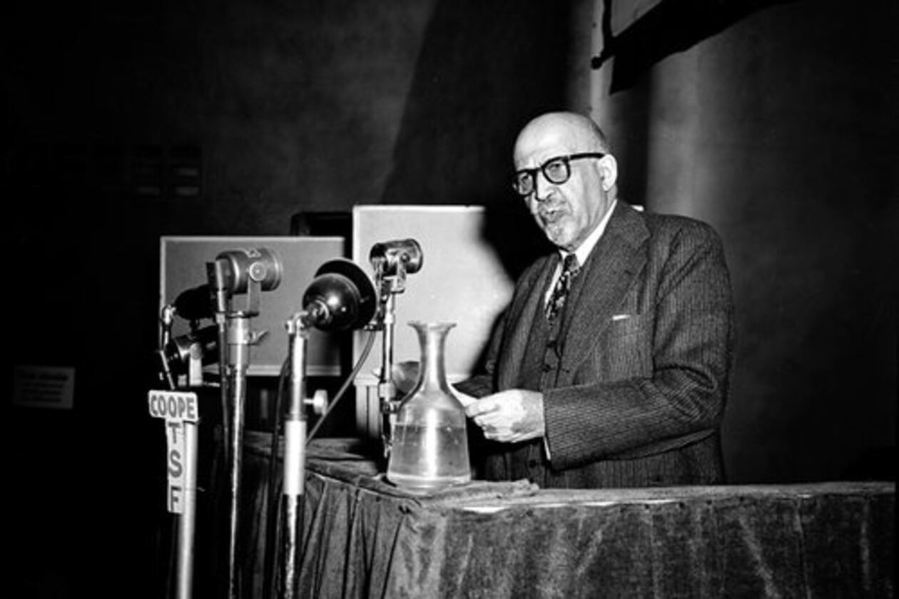 1949: W.E.B. Du Bois, educator, writer and co-chairman of the U.S. delegation, addresses the World Congress of Partisans of Peace at the Salle Pleyel in Paris, France. Du Bois was one of the founders of the NAACP, on Feb. 12, 1909.