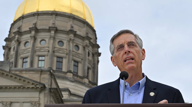 Secretary of State Brad Raffensperger opposes a proposed state Senate bill that would allow in-person voters to choose paper ballots instead of using Georgia’s Dominion touchscreen voting computers. (Hyosub Shin/hyosub.shin@AJC..com)
