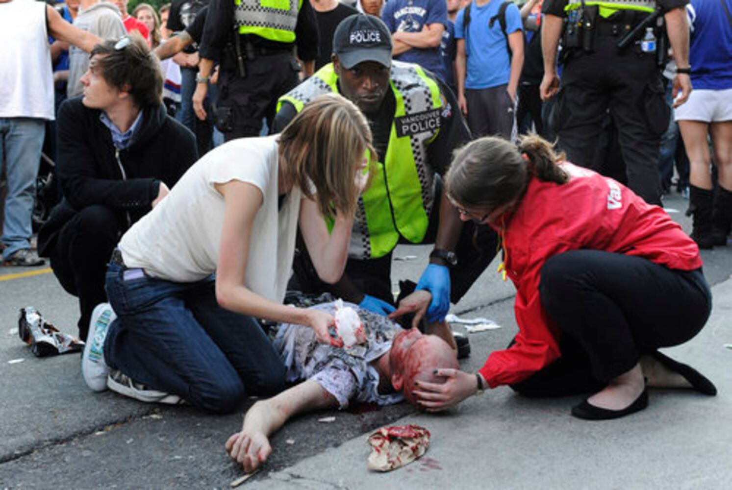 Riots in Vancouver after Stanley Cup loss