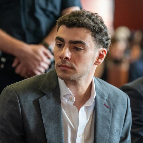 Luigi Mangione appears for a pre-trial hearing at Manhattan Criminal Court in New York, on Tuesday, Aug. 11, 2026. (David Dee Delgado/Pool Photo via AP)