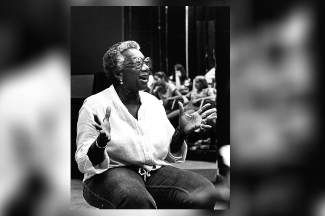 Playwright and theater director Vinnette Carroll talking to students at Miami-Dade Community College North Campus in 1980. Courtesy New York Public Library Archives and Savanna Washington