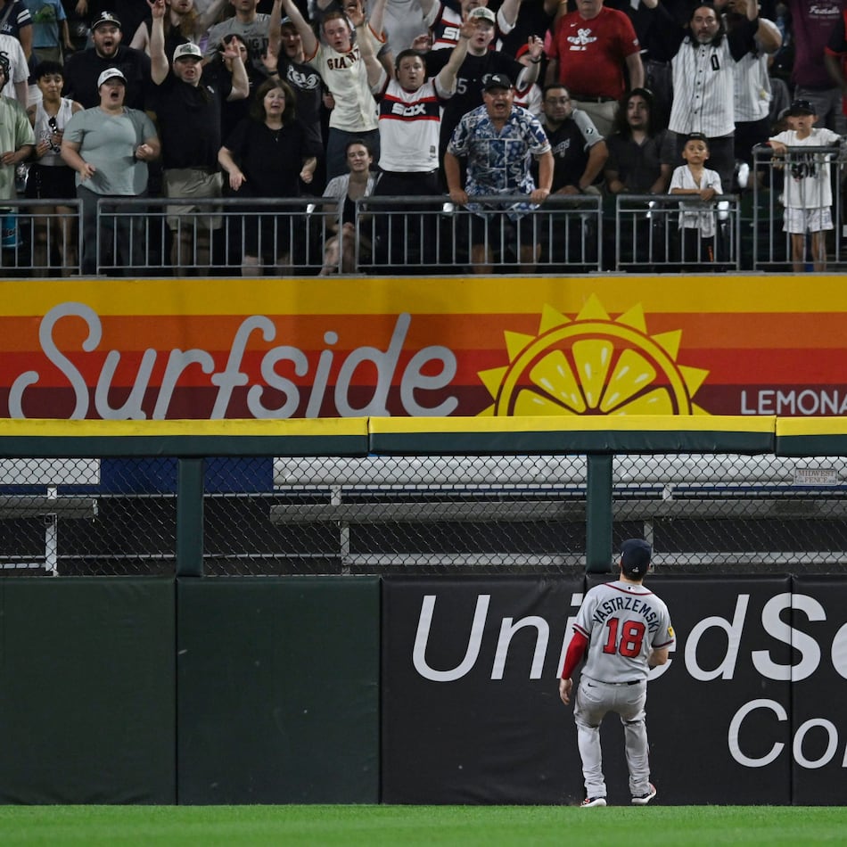 Braves left fielder Mike Yastrzemski watches Braden Montgomery's walk-off home run leave the park in the 10th inning of a loss to the White Sox in Chicago on Tuesday, June 9, 2026. (Paul Beaty/AP)