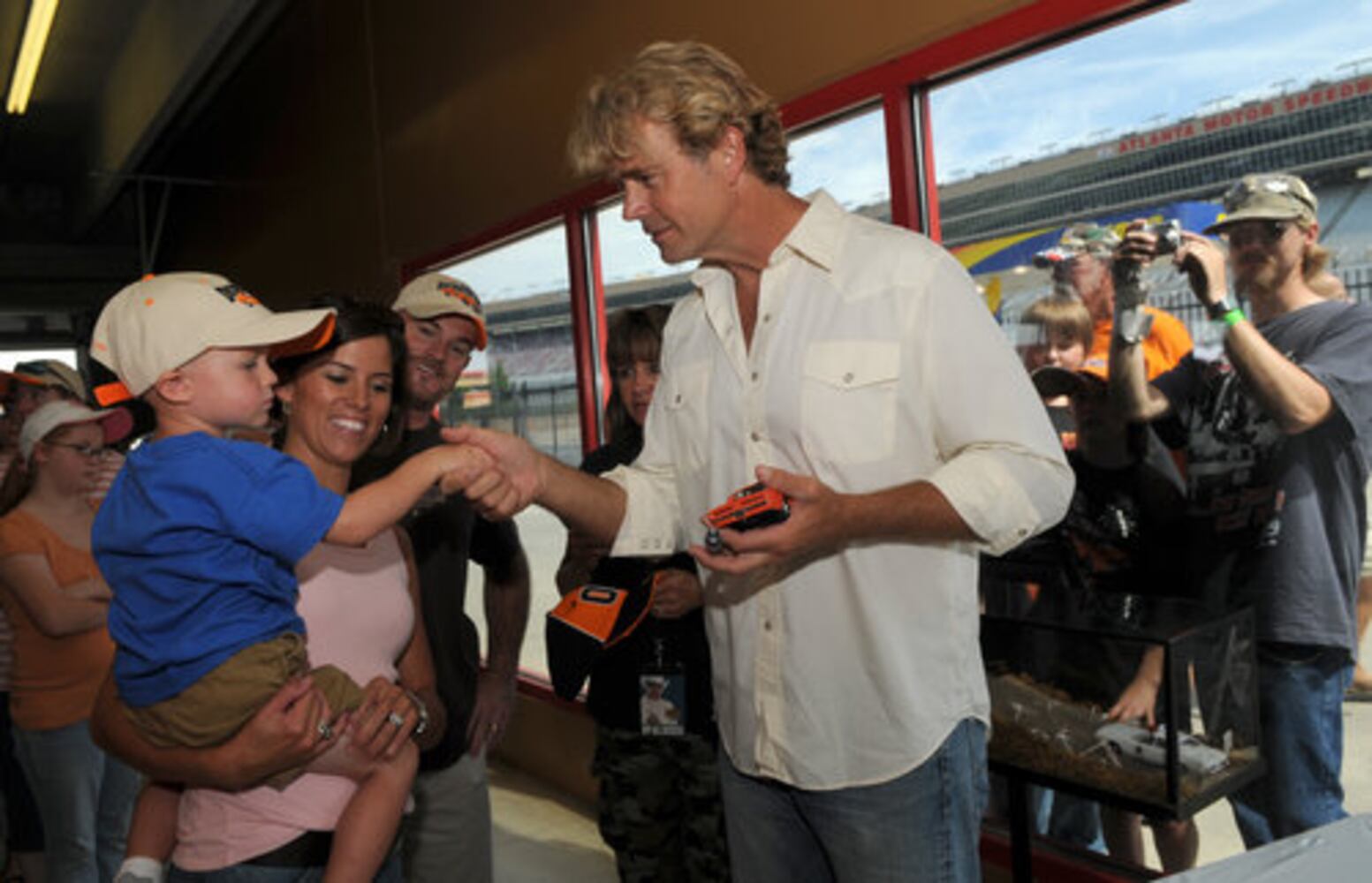 Fans flock to Dukesfest